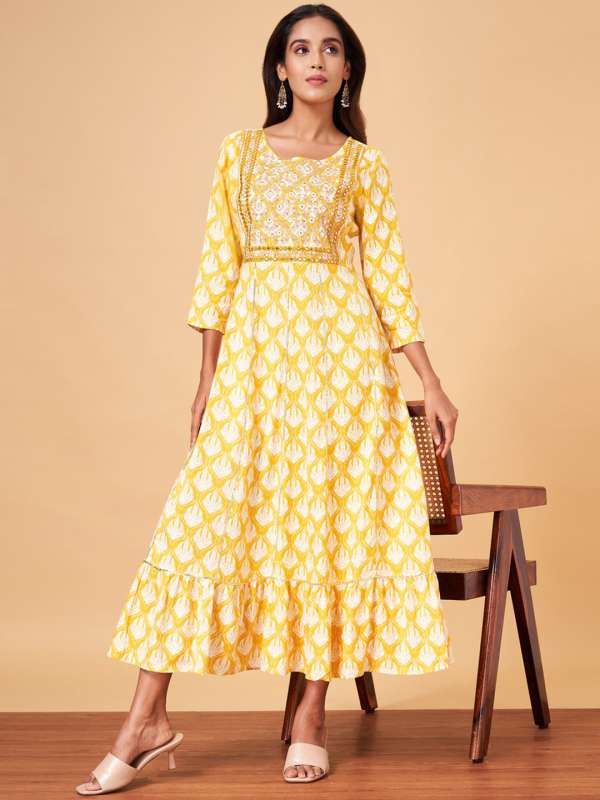 Ethnic wear in pantaloons online
