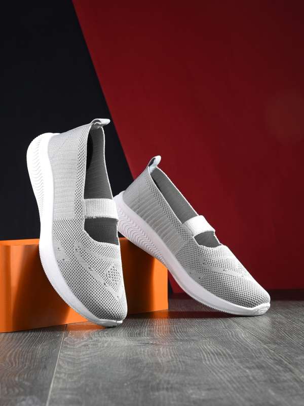 Qupid slip on sneakers store