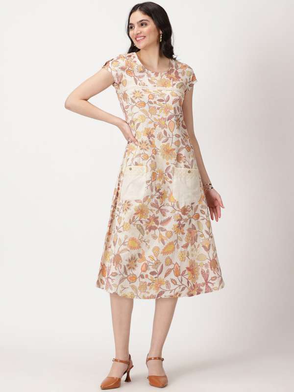 Oasis patched heart top dress