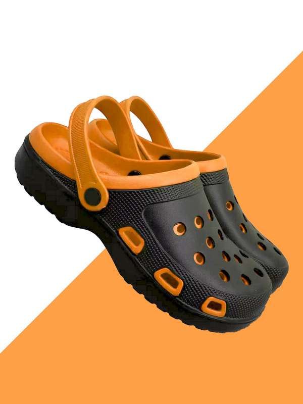 CROCS Specialist Women Black Clogs - Buy Black Color CROCS Specialist Women  Black Clogs Online at Best Price - Shop Online for Footwears in India