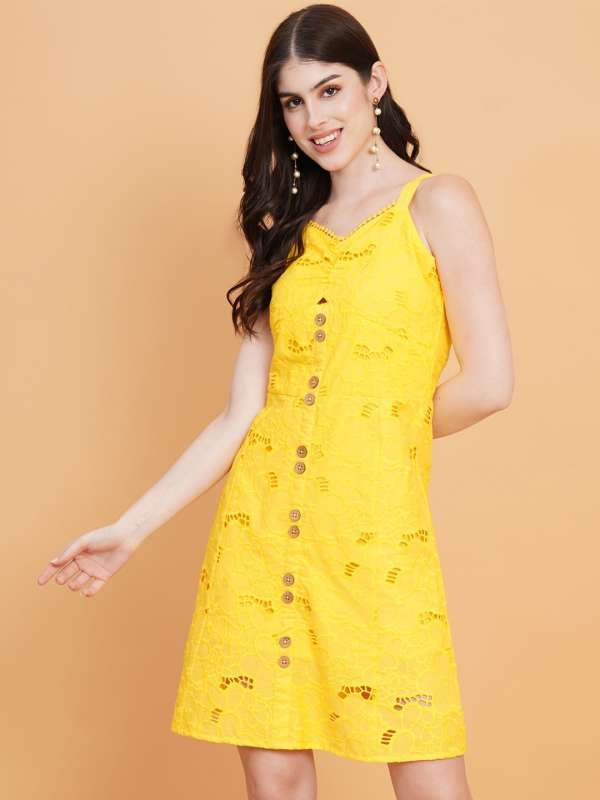 Alia Bhatt Is Dressed To Impress Look Buy Alia Bhatt Is Dressed To Impress Look online in India