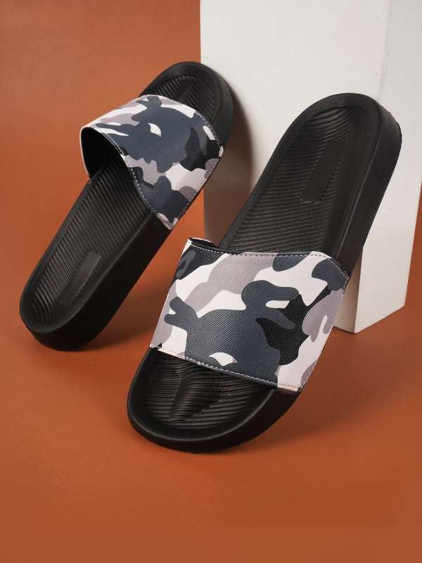 Mens camo best sale slides