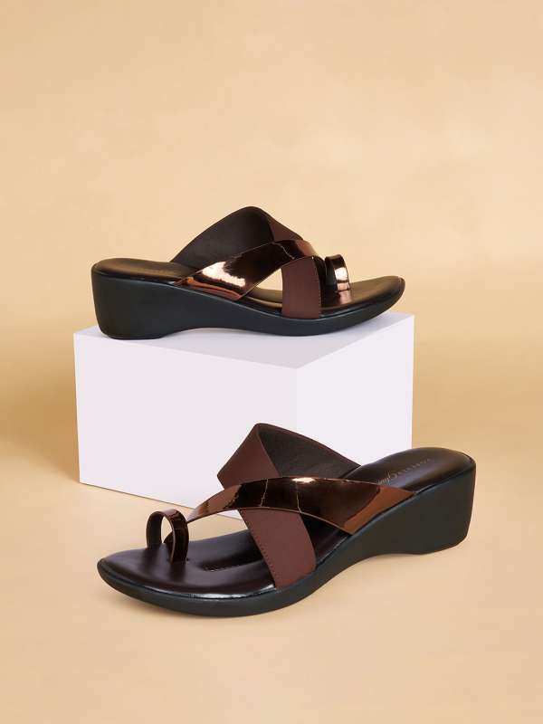 Pantaloons 2025 ladies sandals