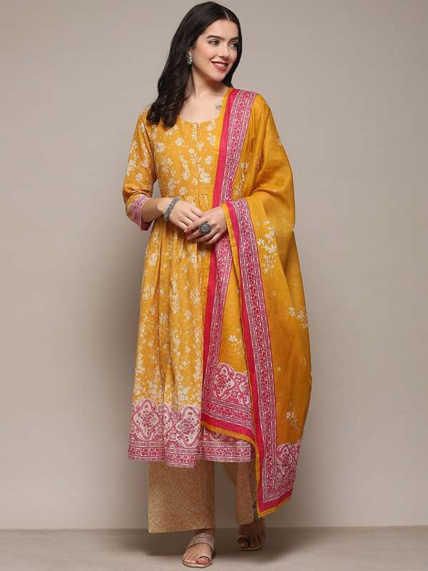 The Chennai Silks Kurtas Sets Buy The Chennai Silks Kurtas Sets online in India