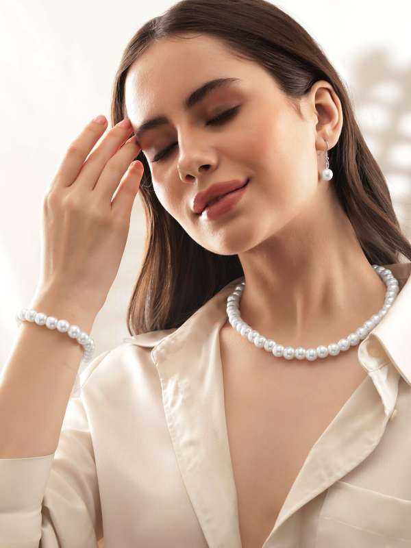 Artificial bracelet online discount