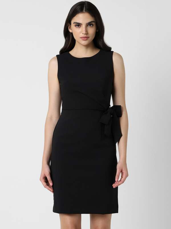 Van heusen dresses myntra hotsell