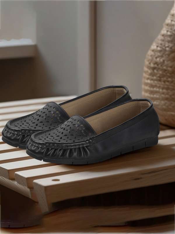 Metro belly clearance shoes
