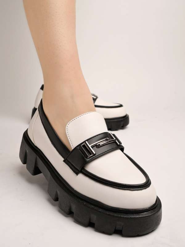 Girls Loafers Shoes Buy Girls Loafers Shoes online in India