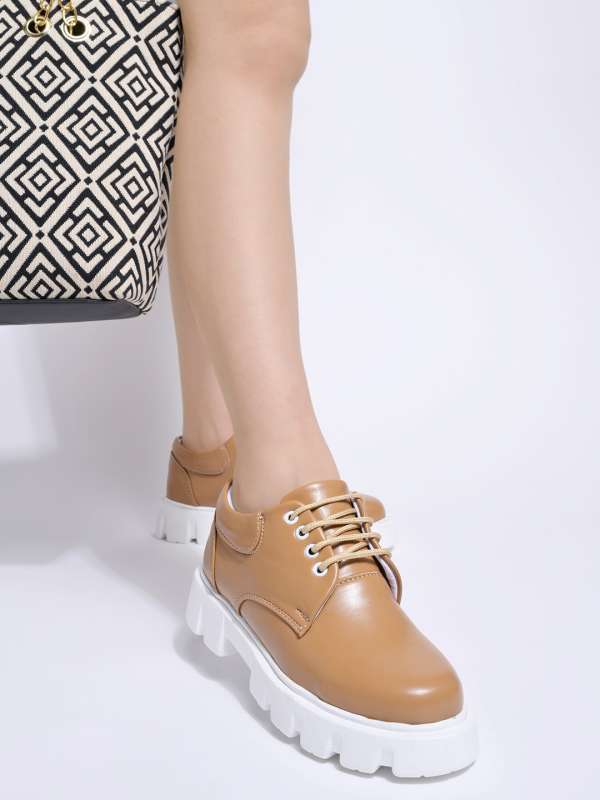 Girls tan sale dress shoes
