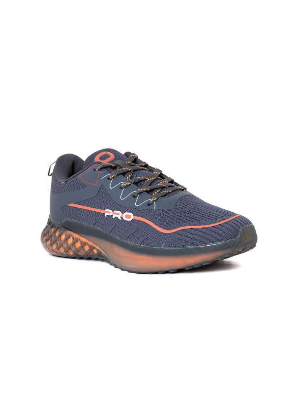 Khadims sports hot sale shoes price