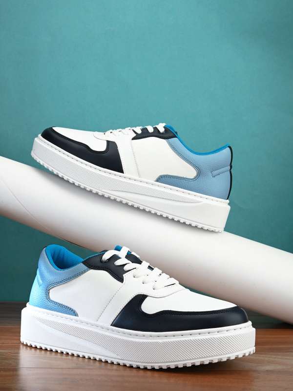 Roadster casual sales shoes myntra