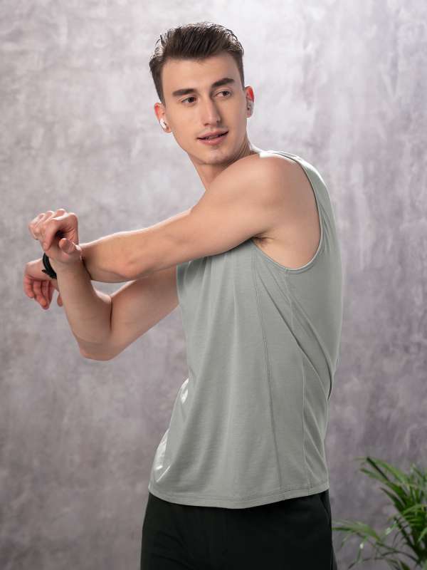 Gym discount vest online