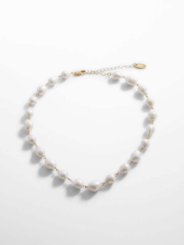 Pearl necklace new arrivals myntra