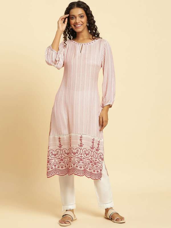 White kurtis outlet online myntra