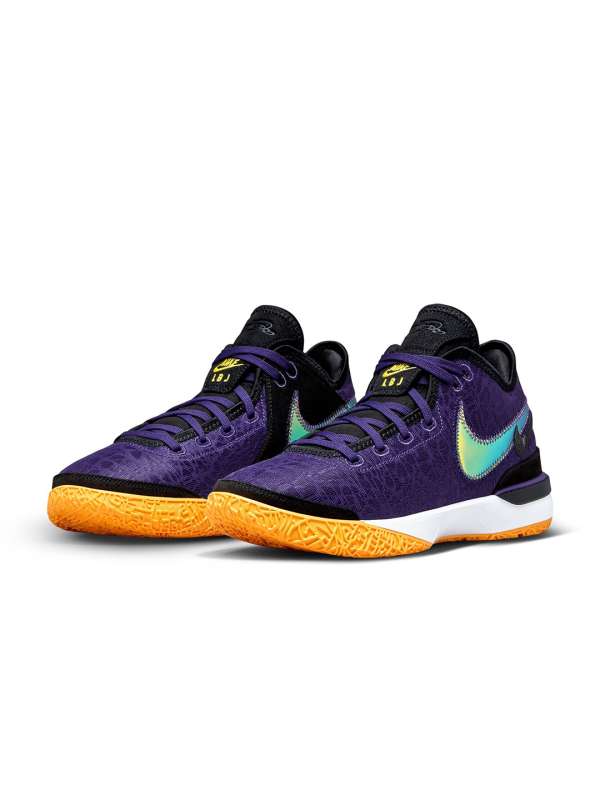 Nike grey online purple shoes