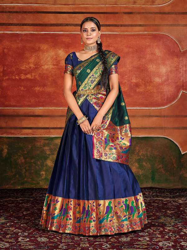 Brooch for best sale lehenga