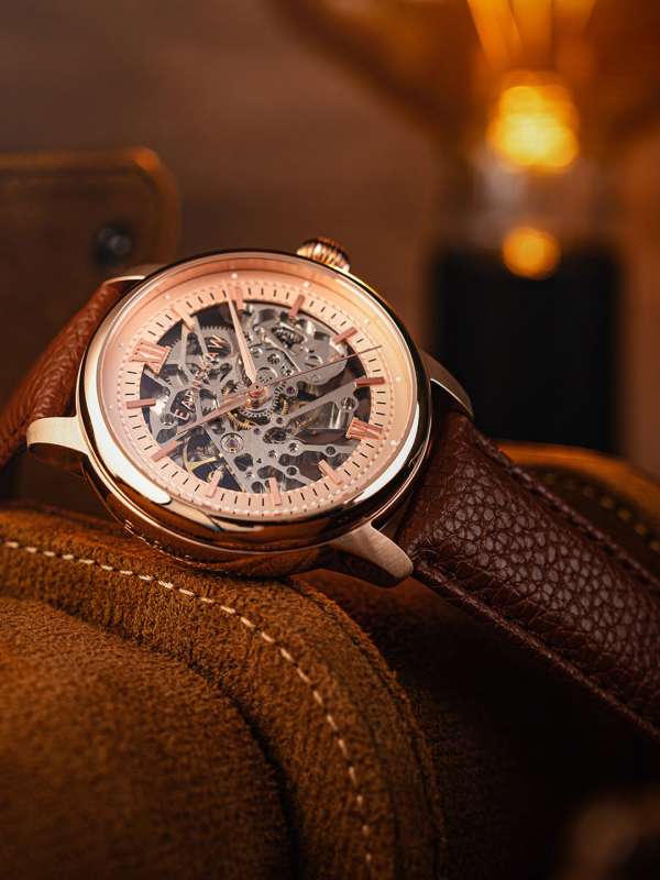 Gold watch with leather strap online