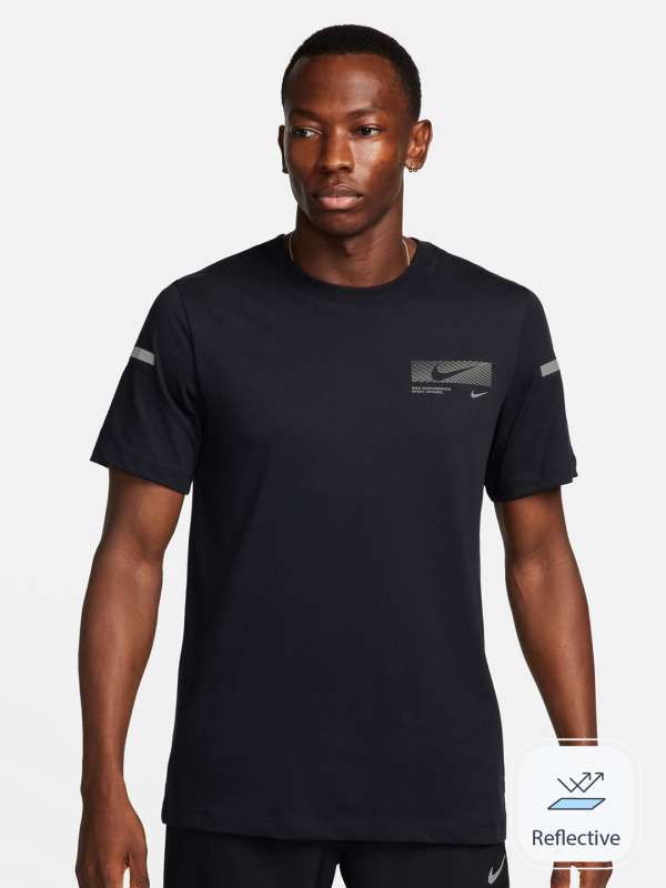 Nike fitness t shirt store