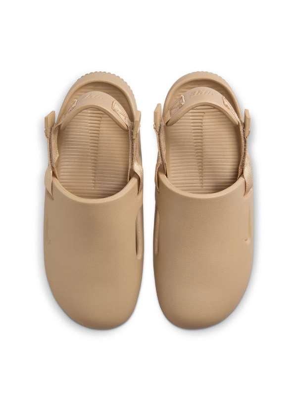 Nike discount elastic sandals