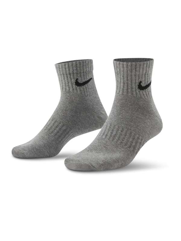 Nike socks myntra hotsell
