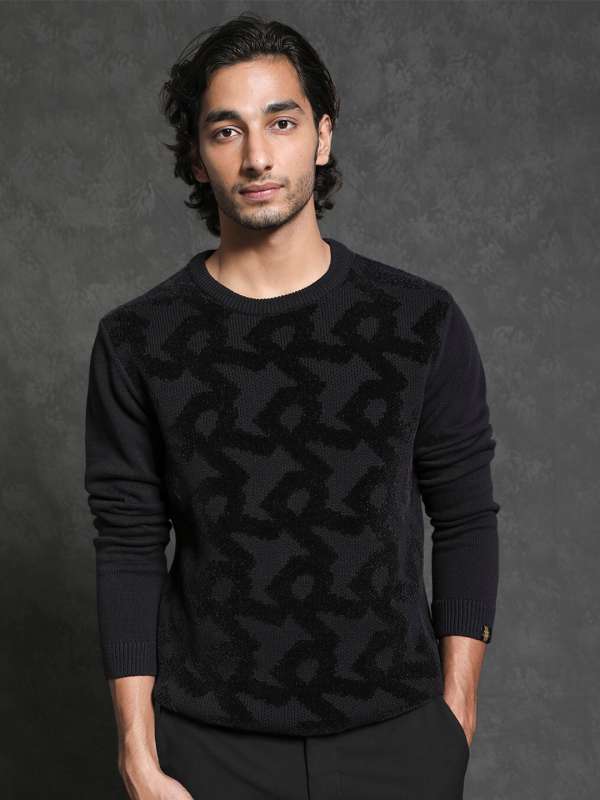 Black online sweater online