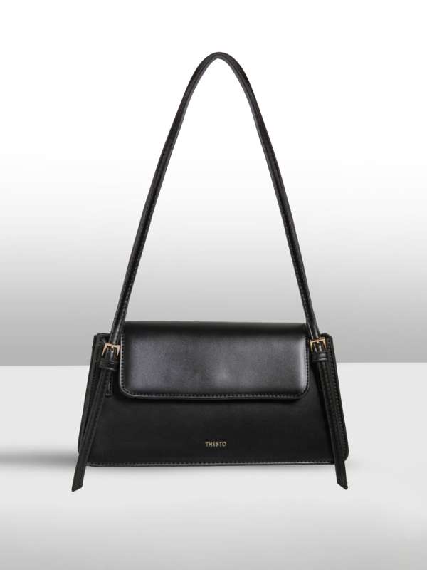Black handbag myntra deals