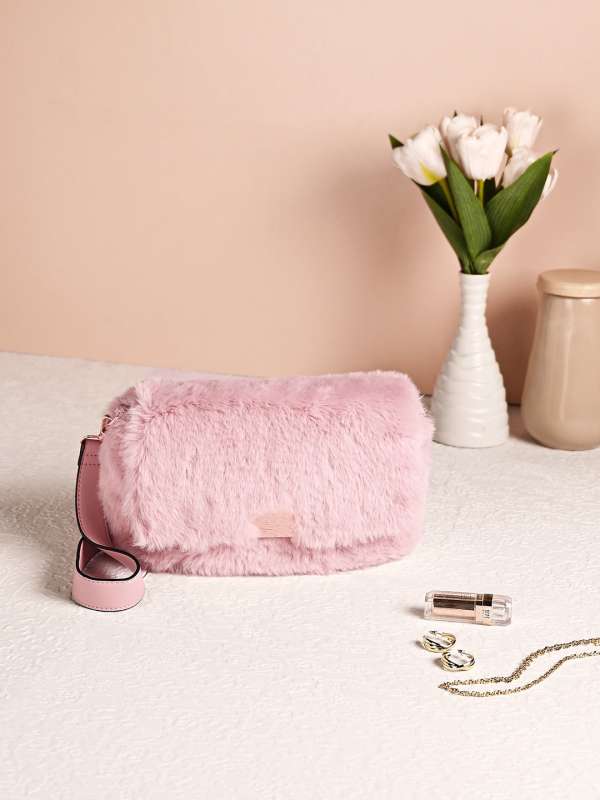 Fur purse discount
