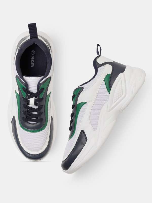 Shoes r new arrivals