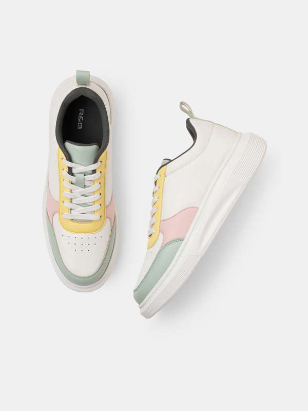 R and b shoes deals