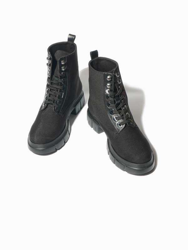 Combat boots online on sale