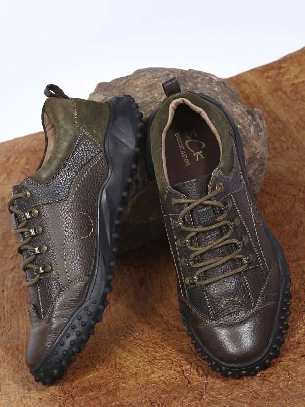 Hiking Shoes Buy Trekking Hiking Shoes Online Myntra