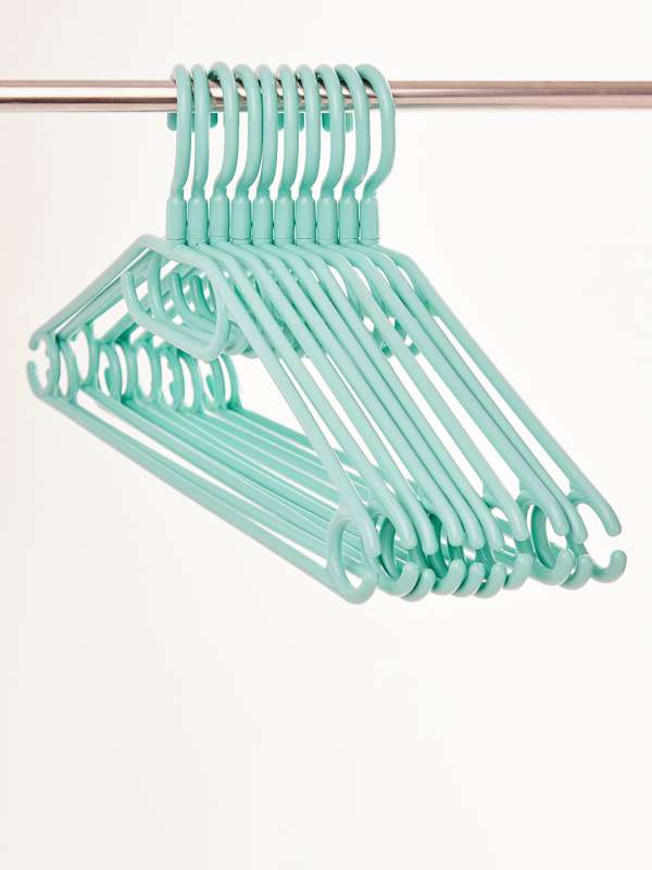 Buy Heavy-duty plastic hangers 10 pcs Online in India