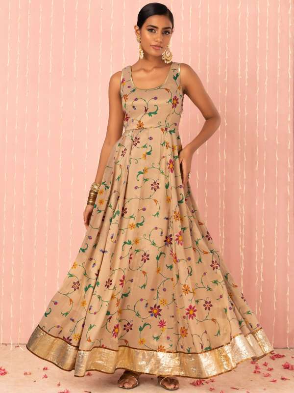 Shantanu and nikhil dresses online outlet