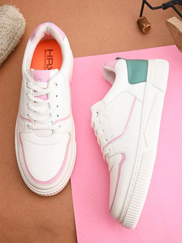 Hrx white store sneakers myntra