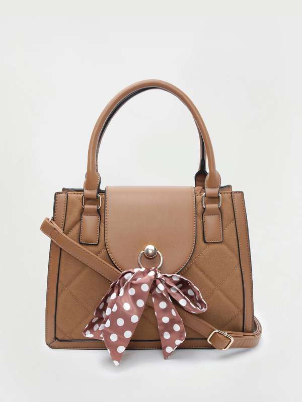 Code best sale handbags myntra