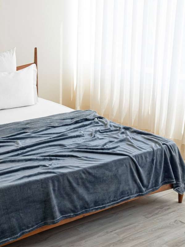 Buy Fleece Blankets Quilts Dohars Online in India Myntra