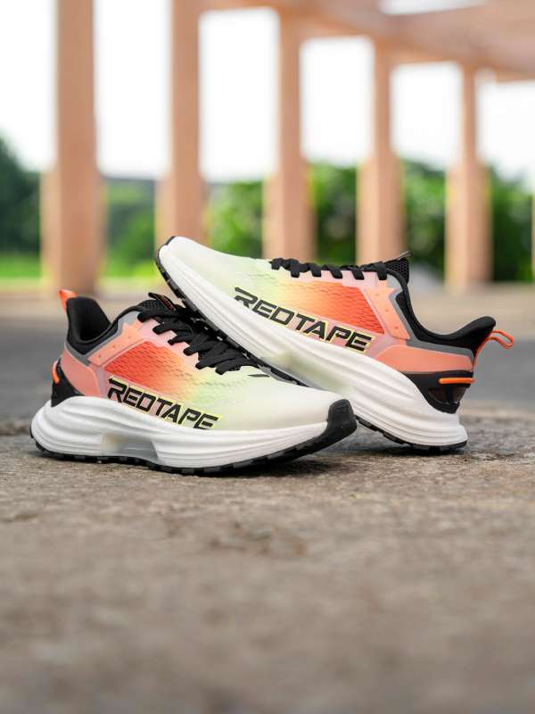 Red tape shoes for men sports online