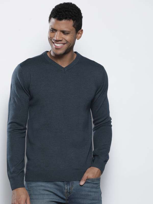 Dark blue top v neck sweater