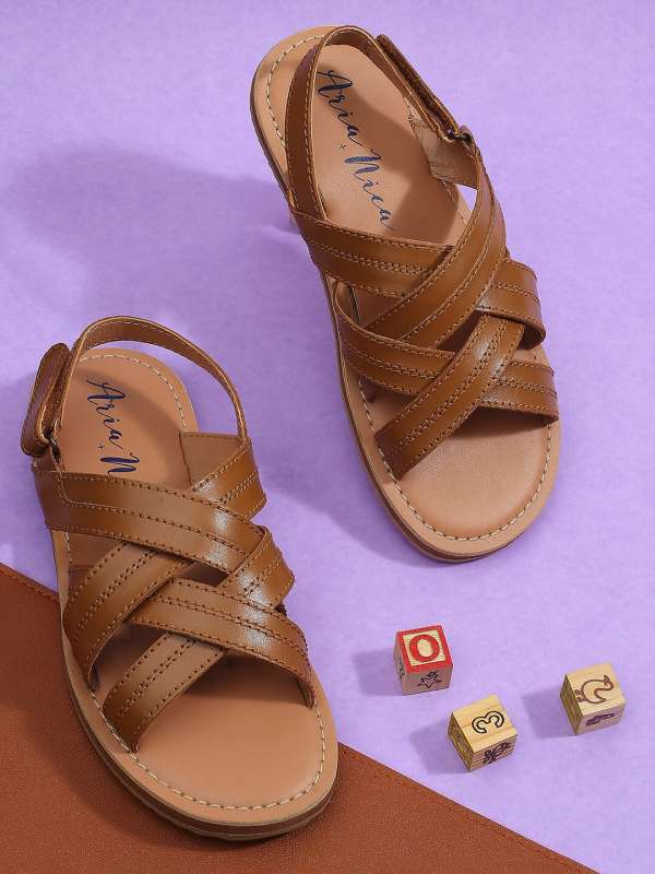 Tan criss cross sandals outlet