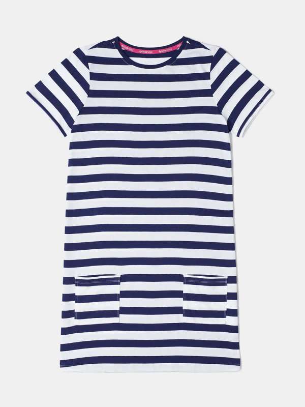 T shirt dress on sale myntra