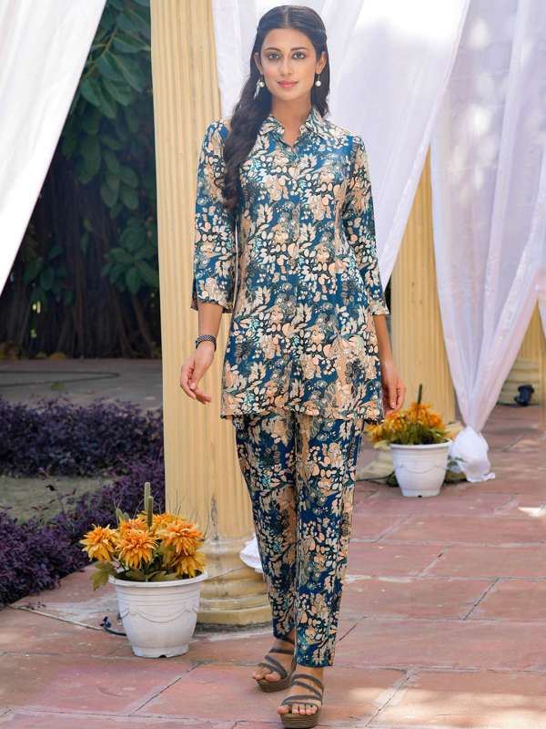 Idhu kurtis outlet
