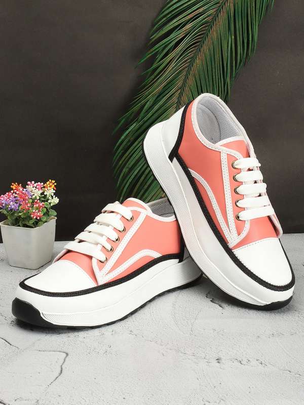 Sneakers for women below 5 shop