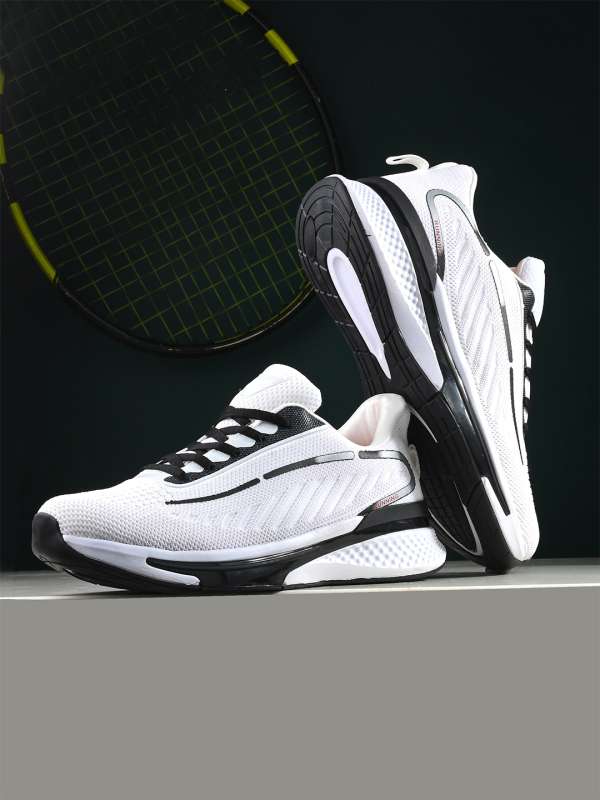 Roadster sports hotsell shoes