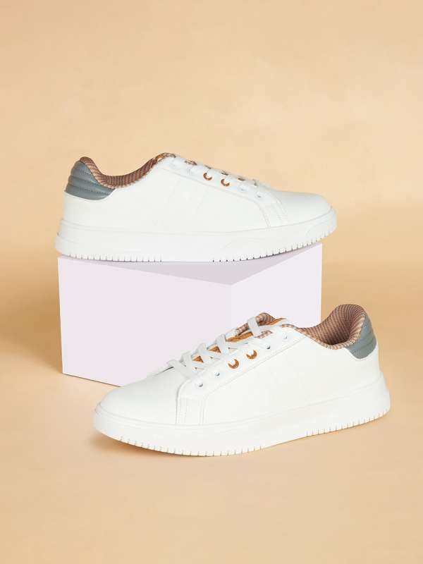 Pantaloons clearance online shoes