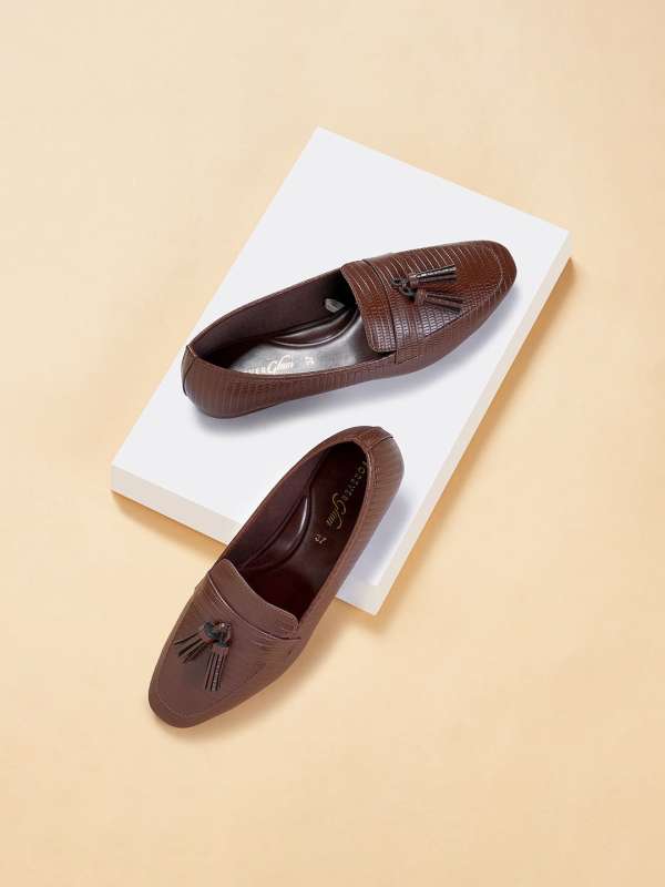 Pantaloon Collection Casual Shoes Buy Pantaloon Collection Casual Shoes online in India