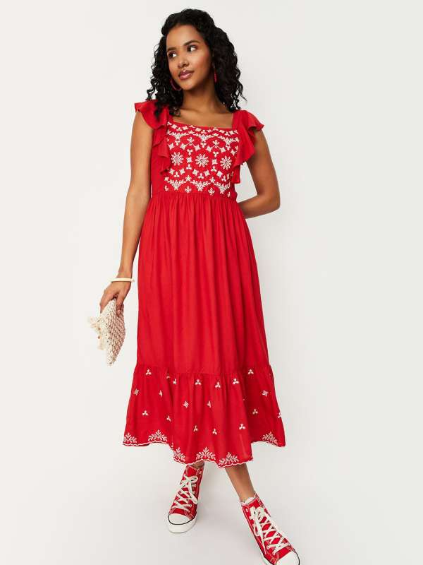 Max dress for ladies shop