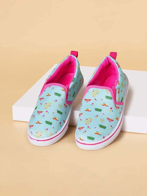 Pantaloons online hot sale shoes