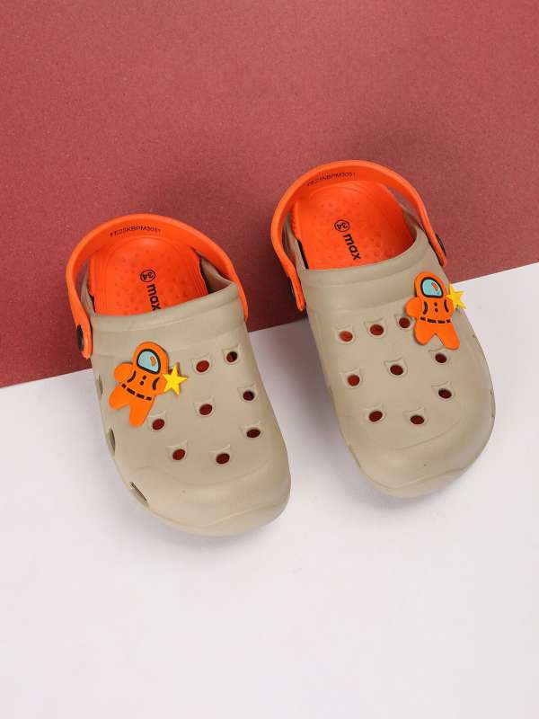 Clogs for best sale men under 500