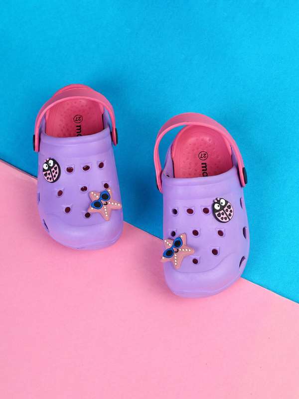 Girls slippers hot sale size 9