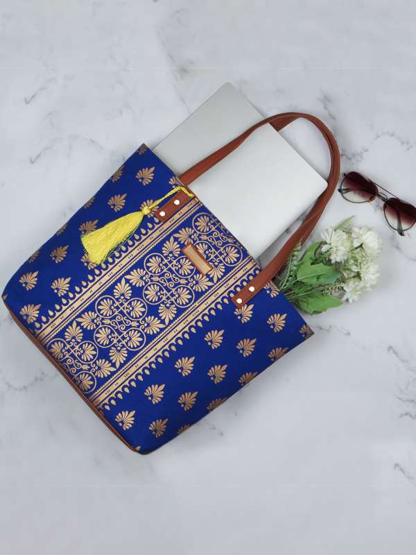 Kanvas katha hotsell laptop bags